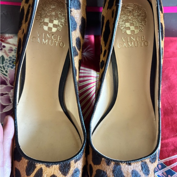 Vince Camuto leopard block heels. Size 8.5. - Picture 6 of 9